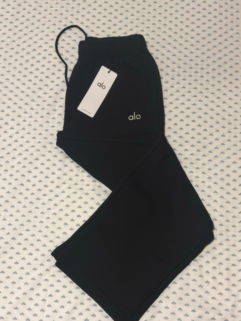 Alo Yoga Accolade Straight Leg Sweatpants